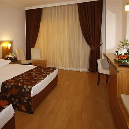 Cenger Kızılot