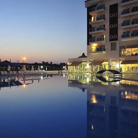 Cenger Rezort 5*